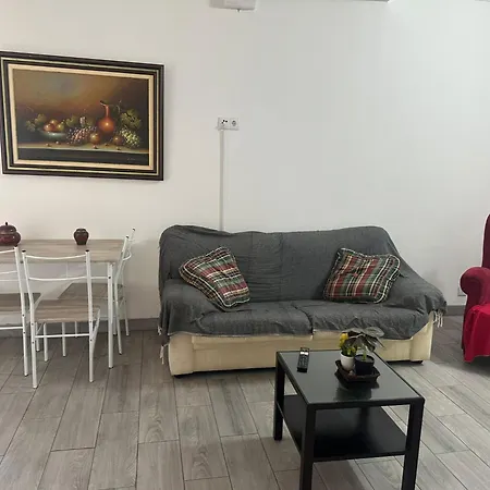 招待所 Micaelense 3*