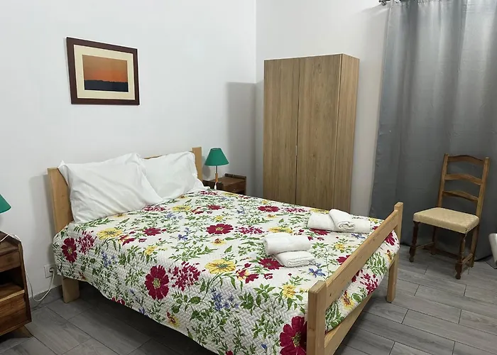 Micaelense Affittacamere